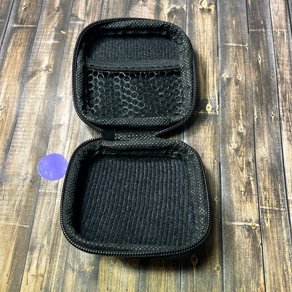 5for$10 Black Earbud Carrying Case Mini Tech Hard case Pouch Tech Accessories - Picture 7 of 8